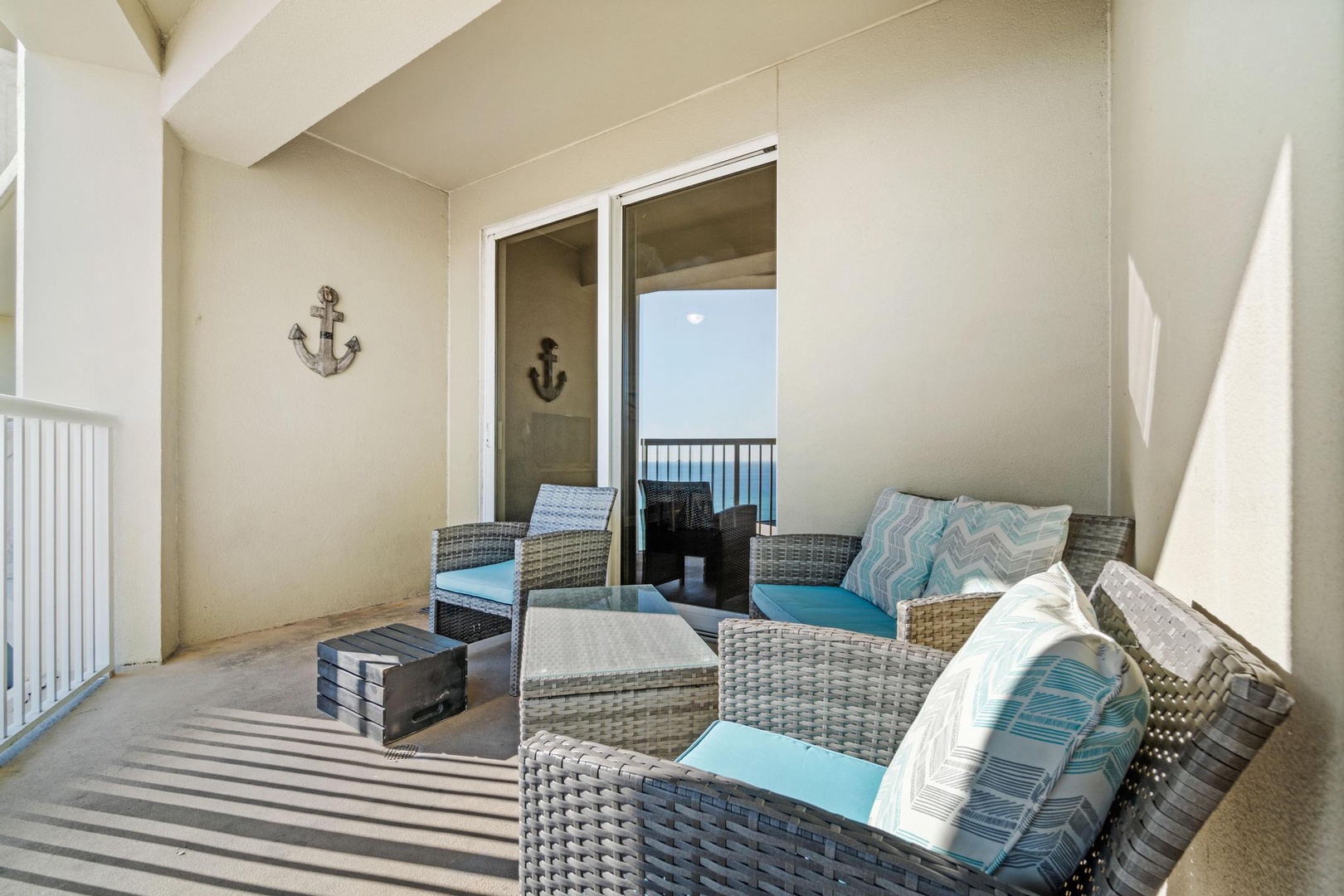 Furnished balcony