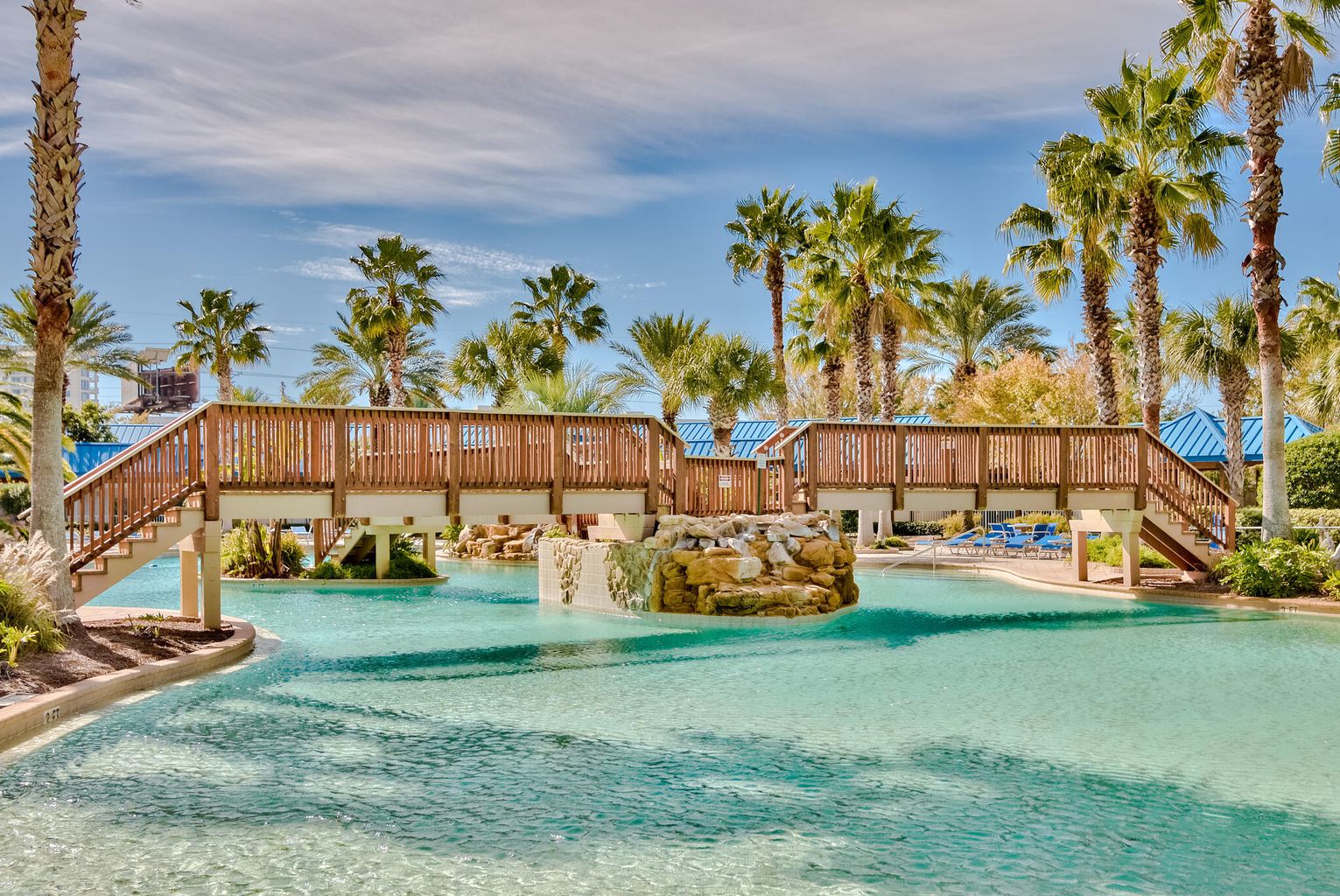 Palms pool 11