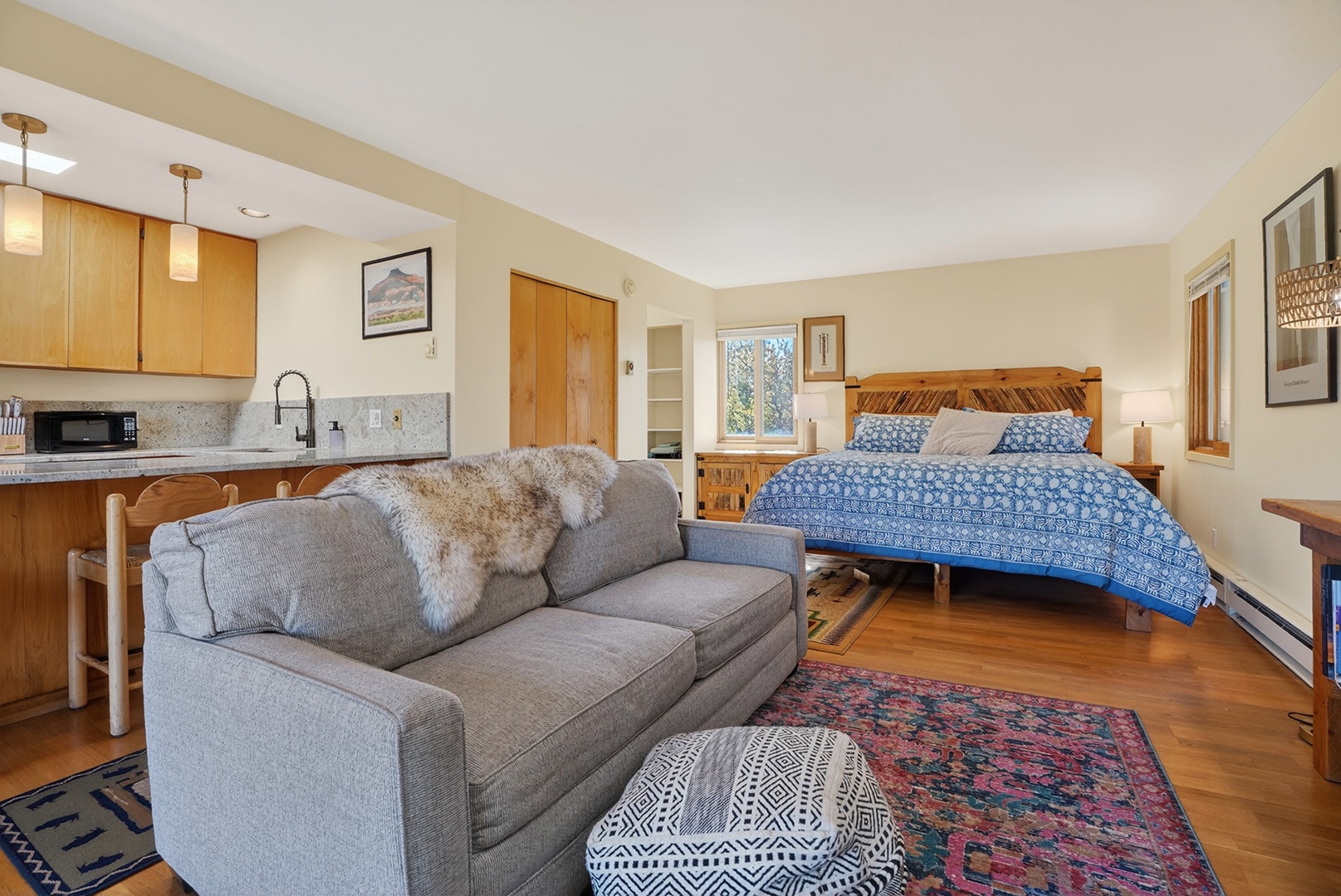 Living/Sleeping space