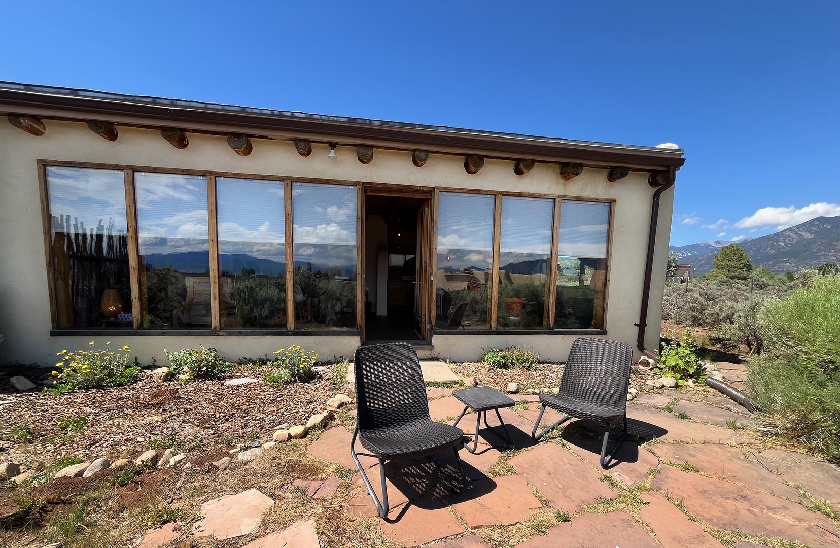 Adobe style studio home