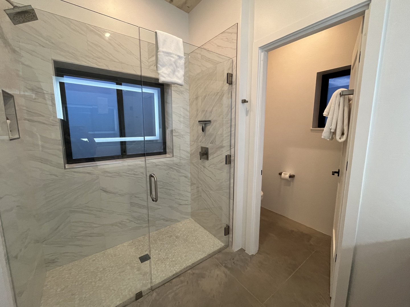 King bedroom bathroom shower and water closet