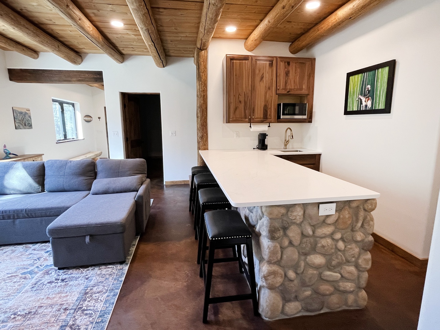 downstairs living area kitchen bar3.jpg