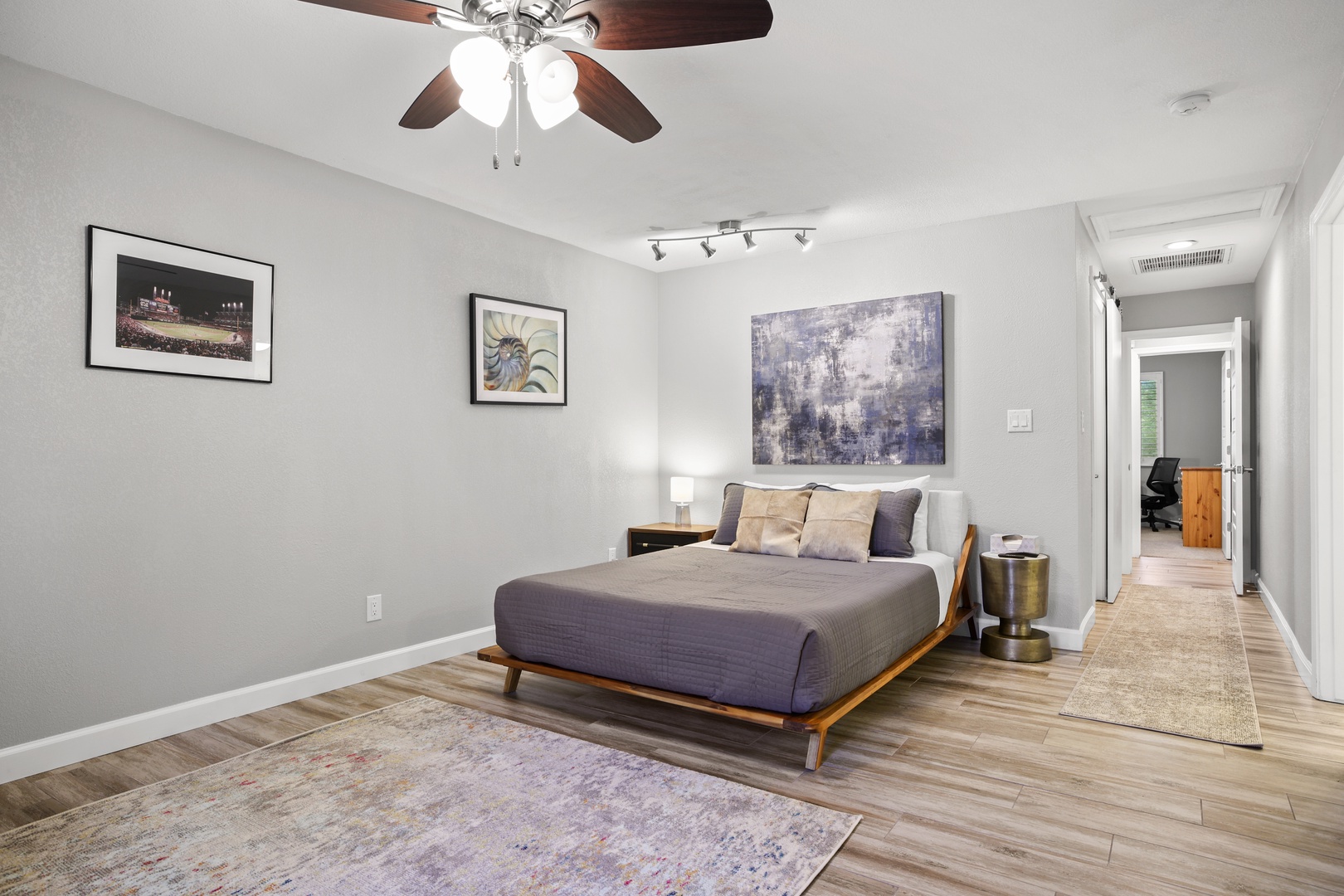 Bedroom 1: Queen Bed with ensuite bathroom