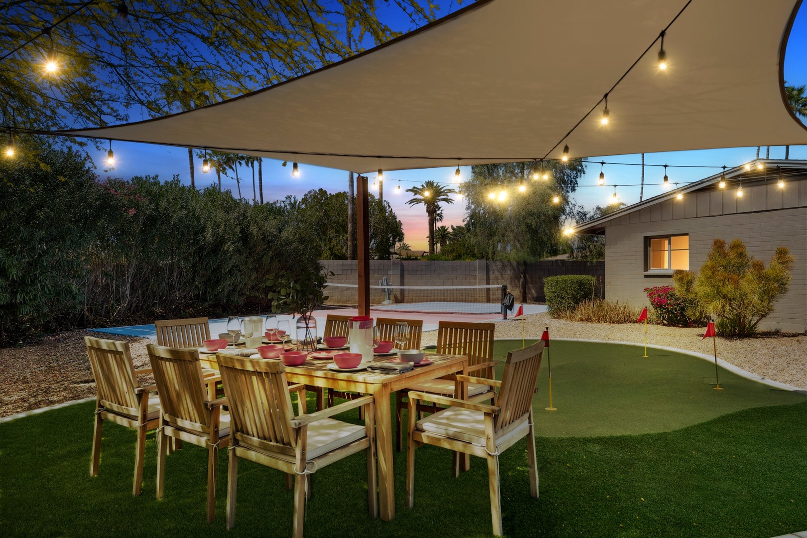 Outdoor dining under the lights