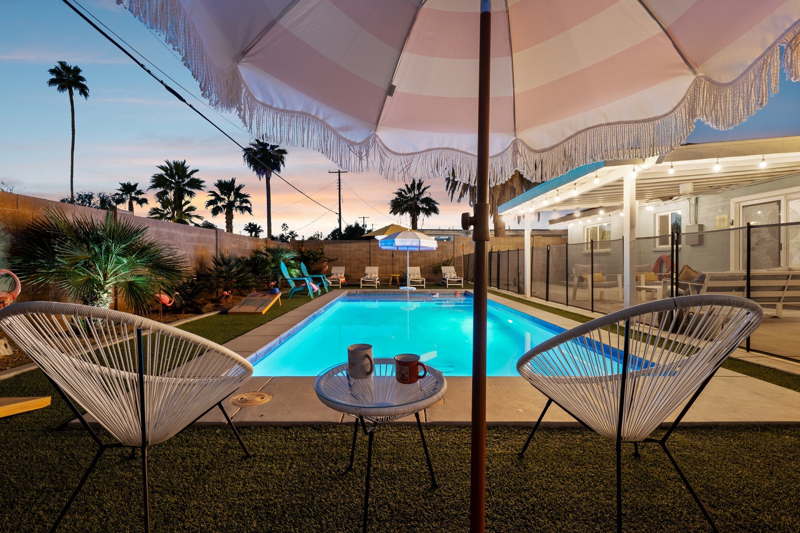 Desert Dream | Old Town Mid-Century Modern l Heated Pool