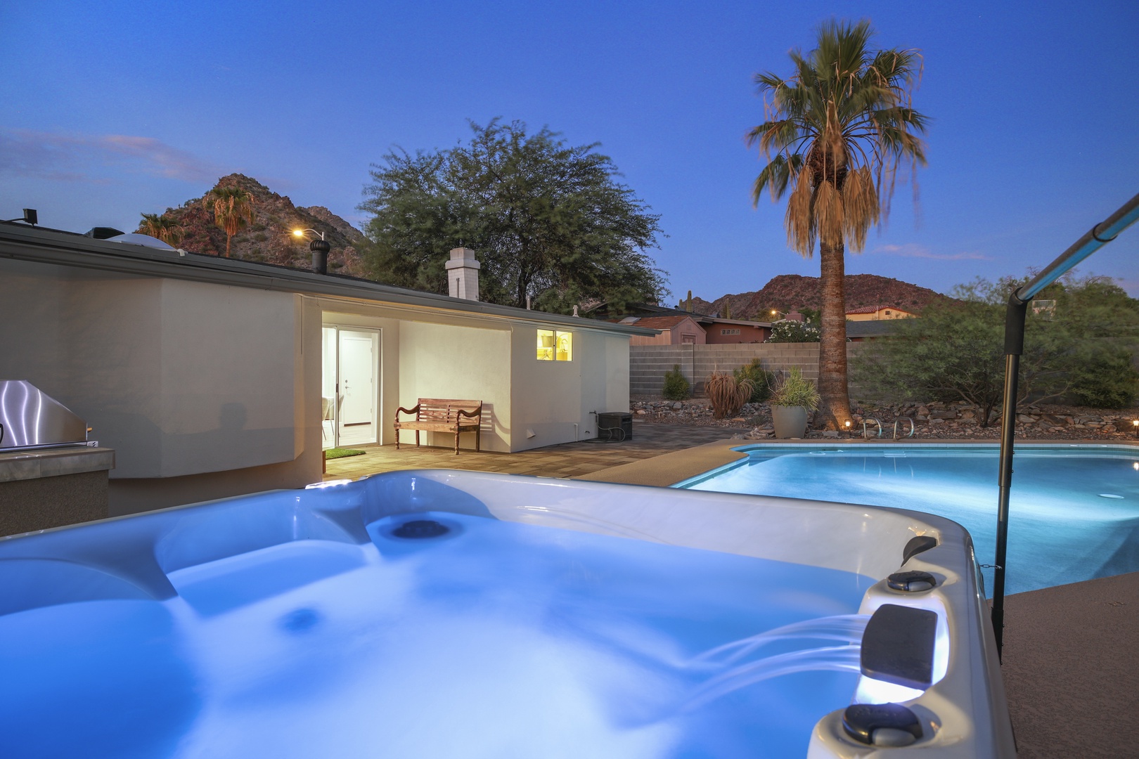 Vacation Rentals in Phoenix AZ Phoenix Lodging Coast to Cactus
