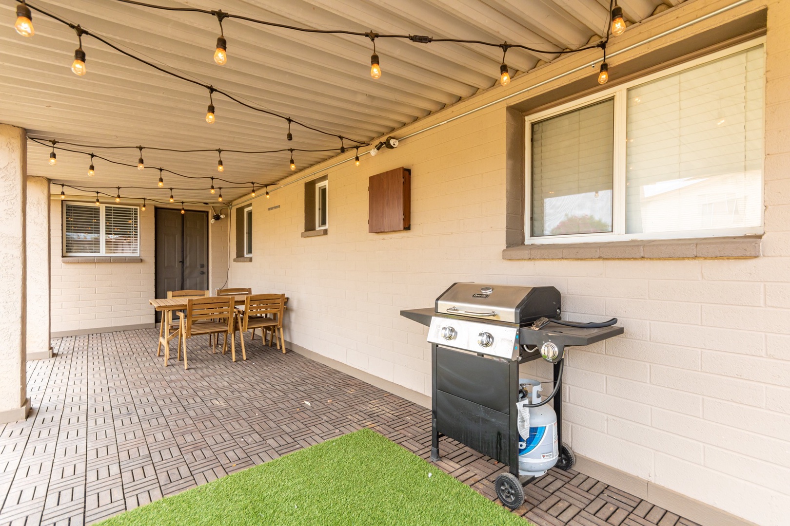 Patio with table and BBQ Grill