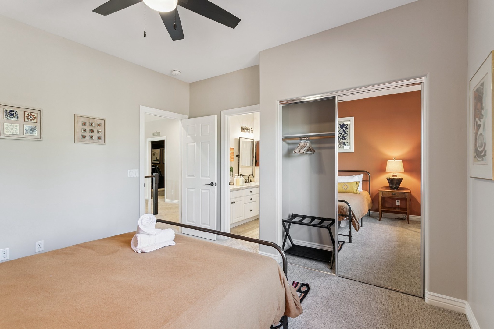 Second Floor - Guest Bedroom - Queen Bed