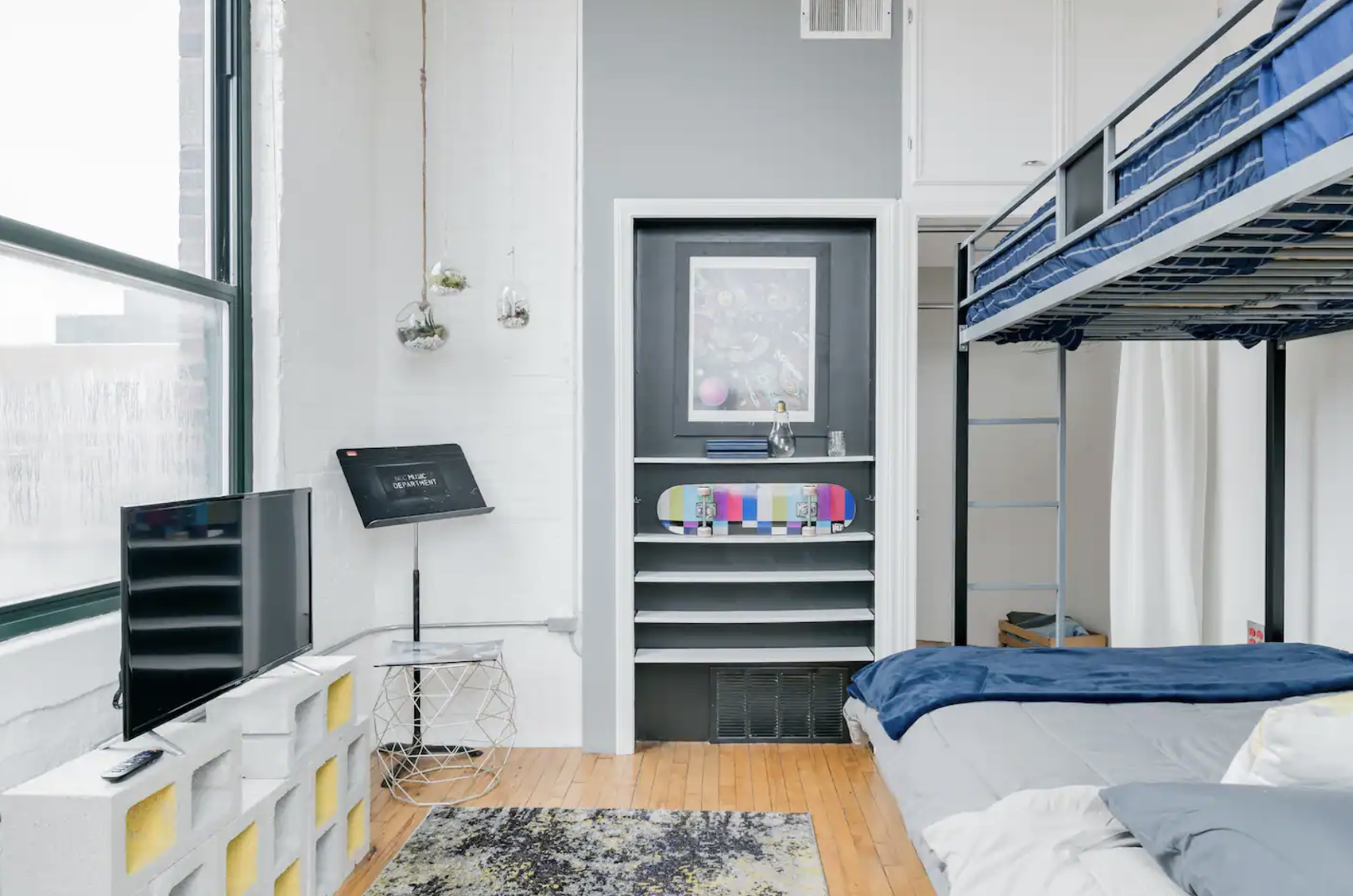 Bedroom 2 - Queen bed  · Bunk bed · Room-darkening shades  · Smart TV