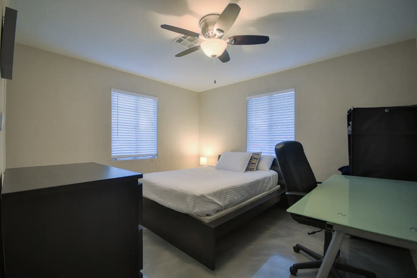 Third Bedroom with a Full bed