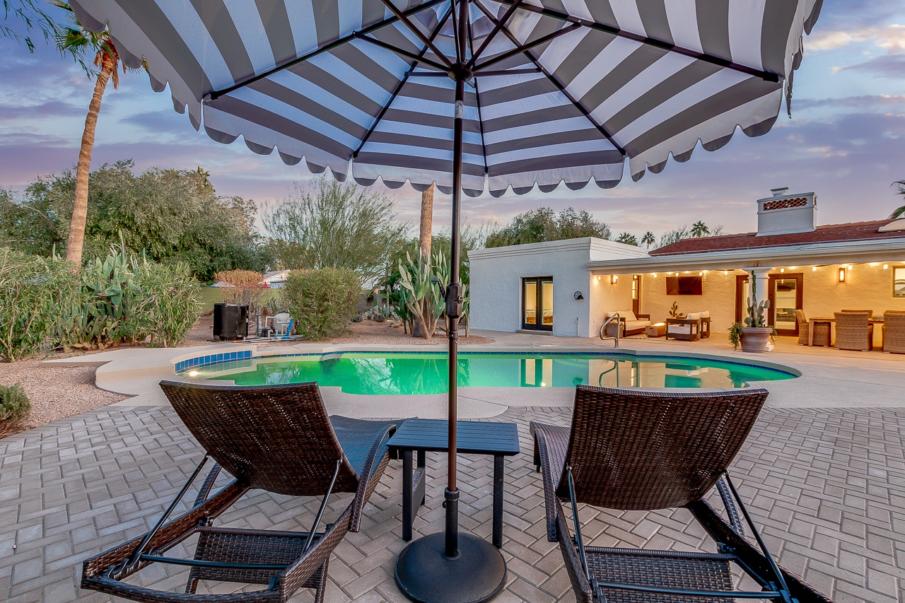 Poolside Lounge Chairs