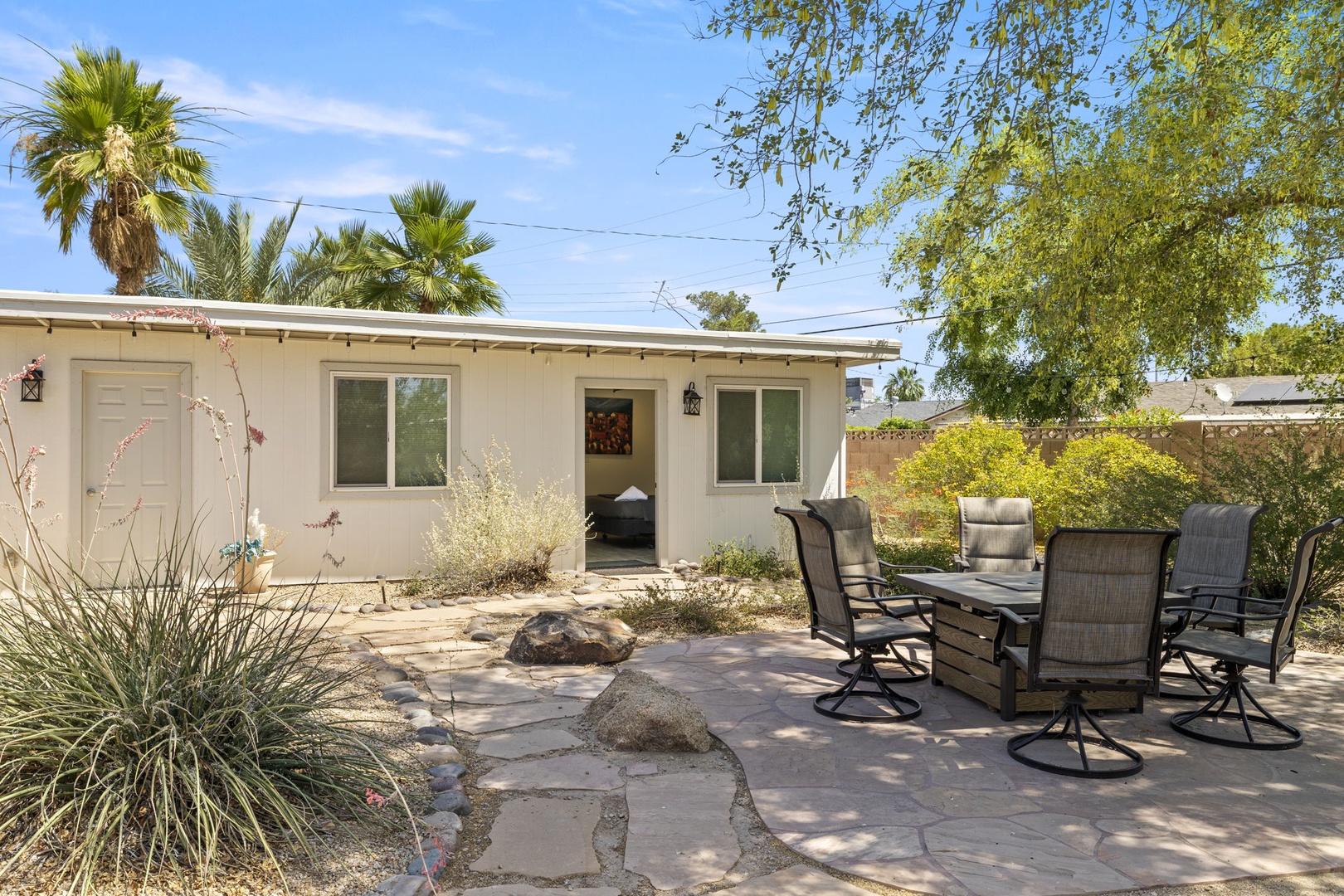 Patio set near Casita