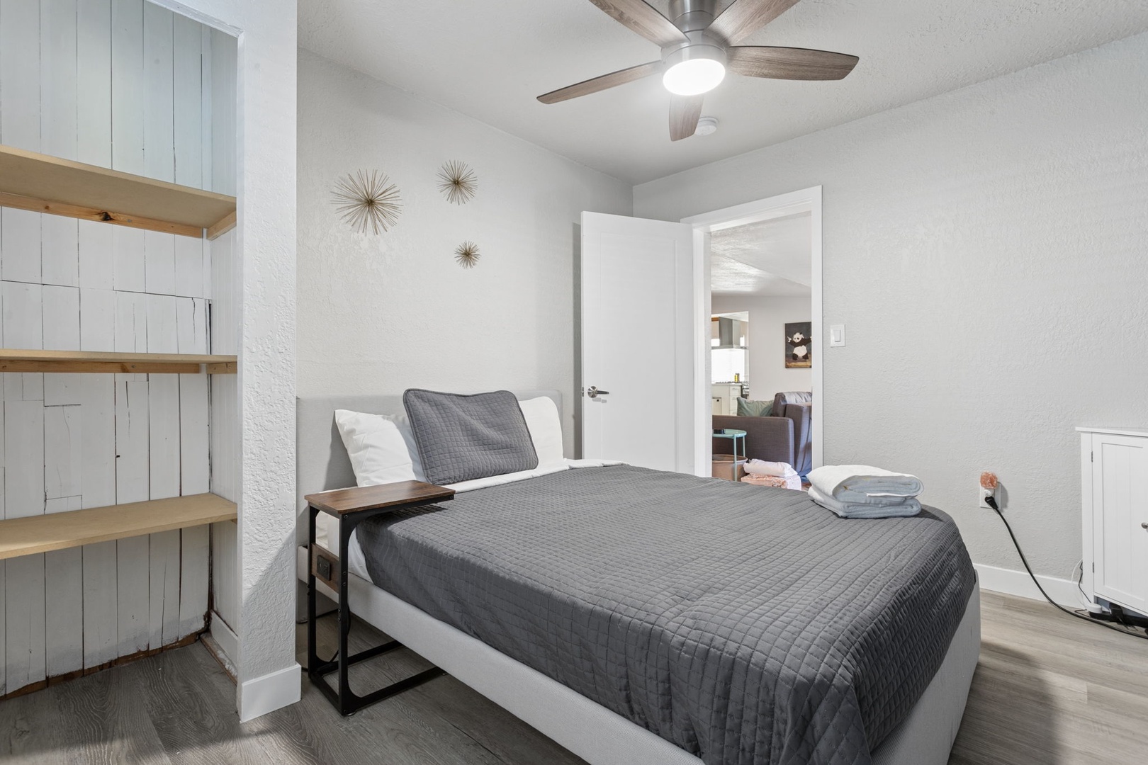 Bedroom 2: One Queen Bed