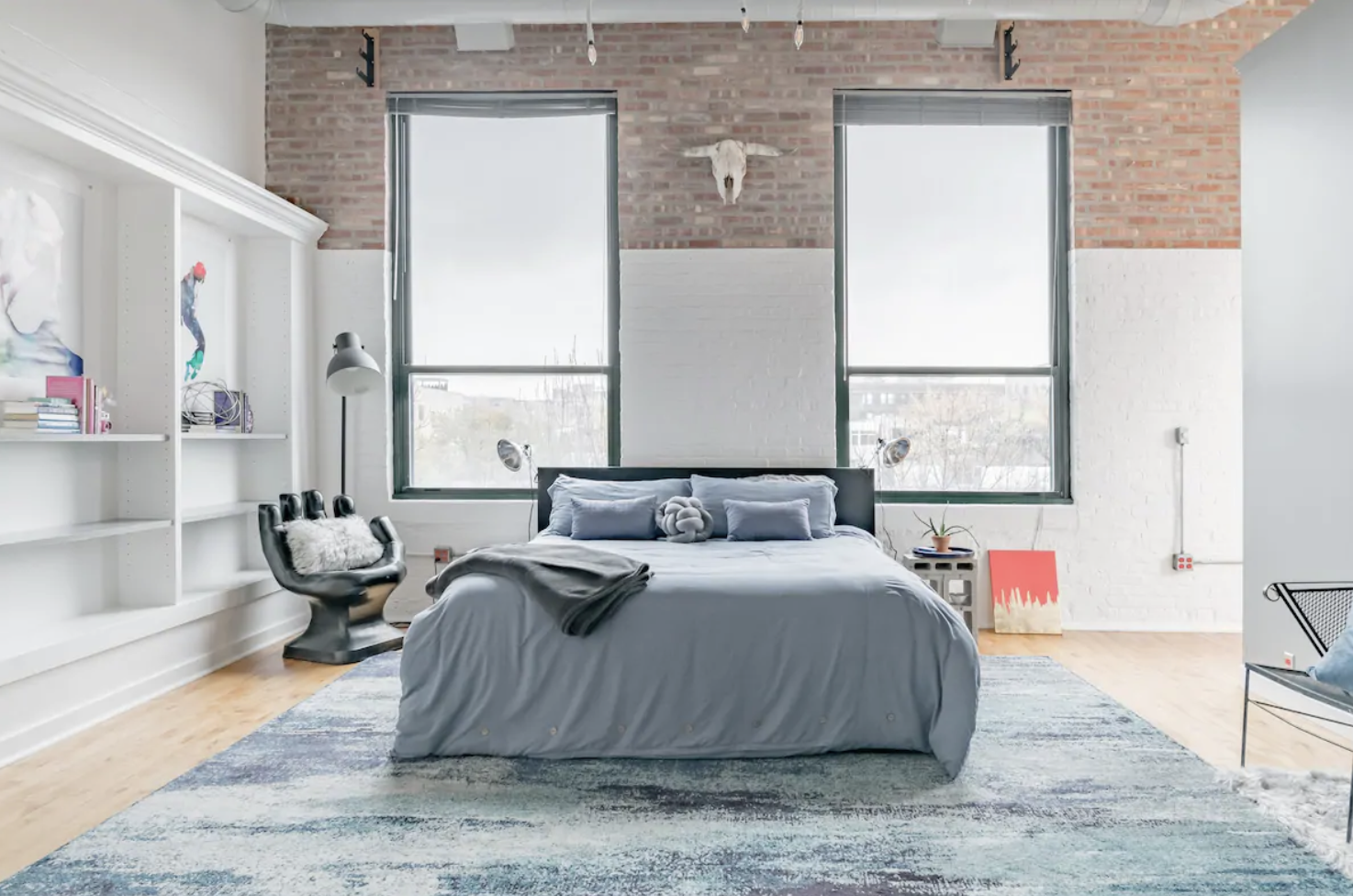 Bedroom 1 - King bed · Smart TV  · Netflix