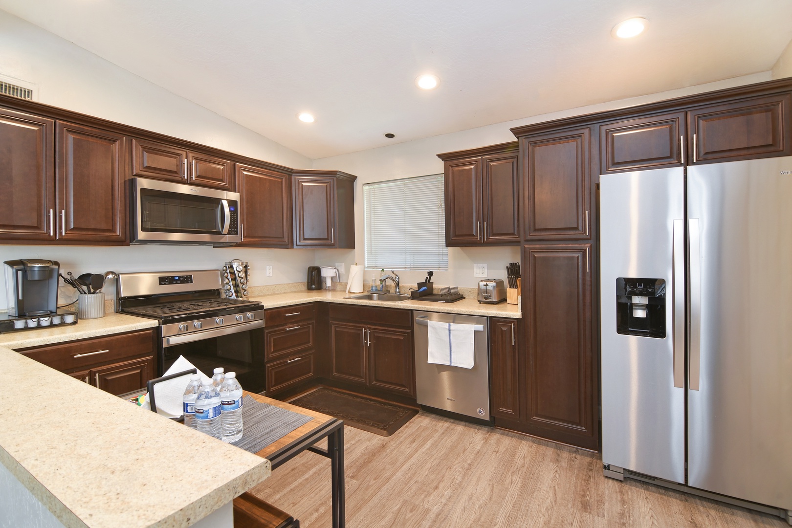 Unit 2 Kitchen - Brand new appliances! New Keurig K-cup, toaster ovens. Complimentary: 20 spices, filtered water, selection of K-cups for coffee lovers!