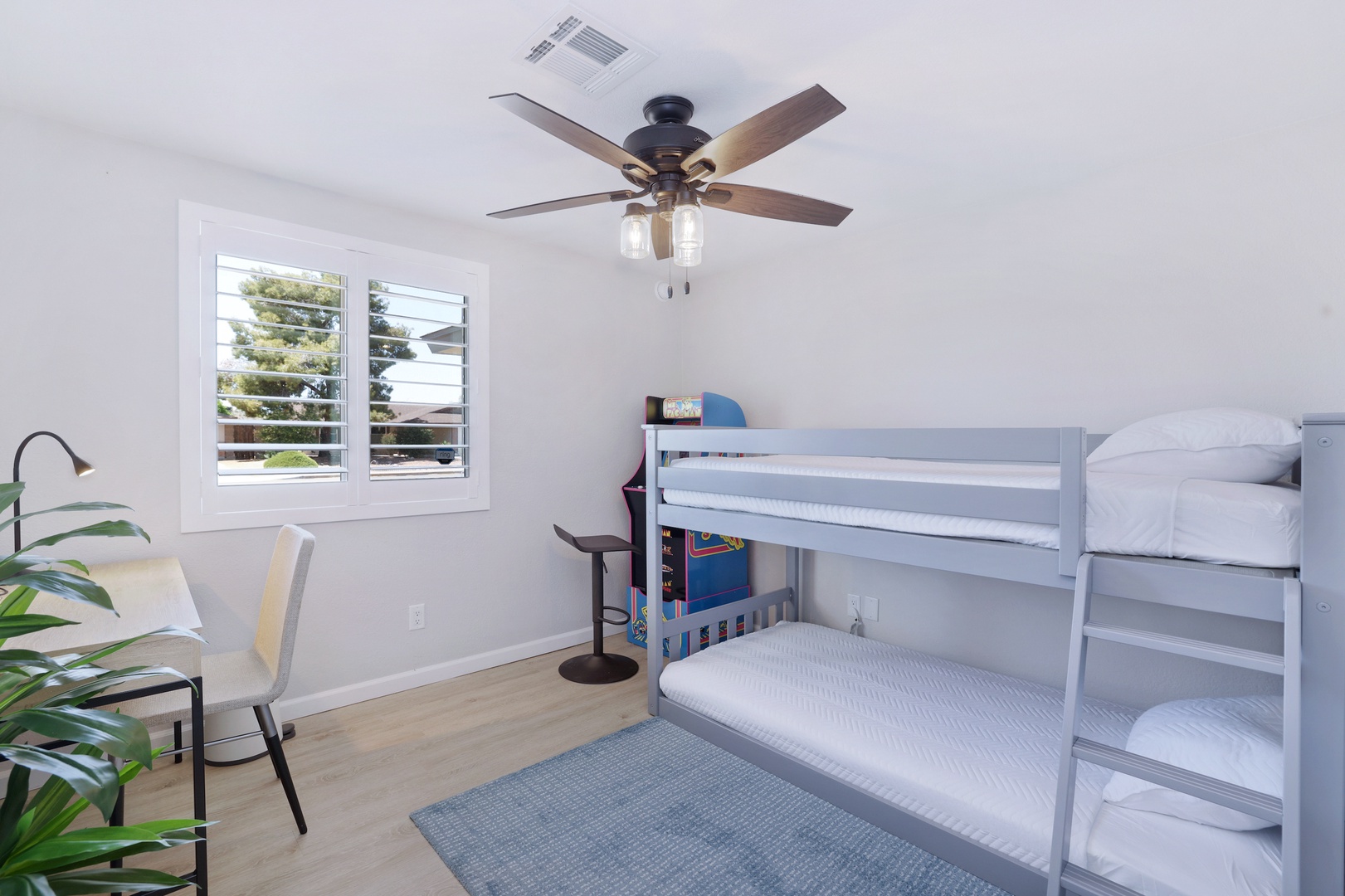 Third bedroom with 1 single bed and 1 bunk bed