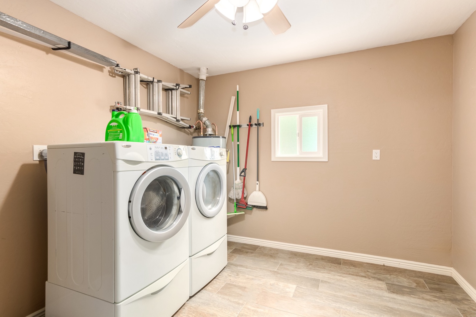 Washer & Dryer with complimentary detergent