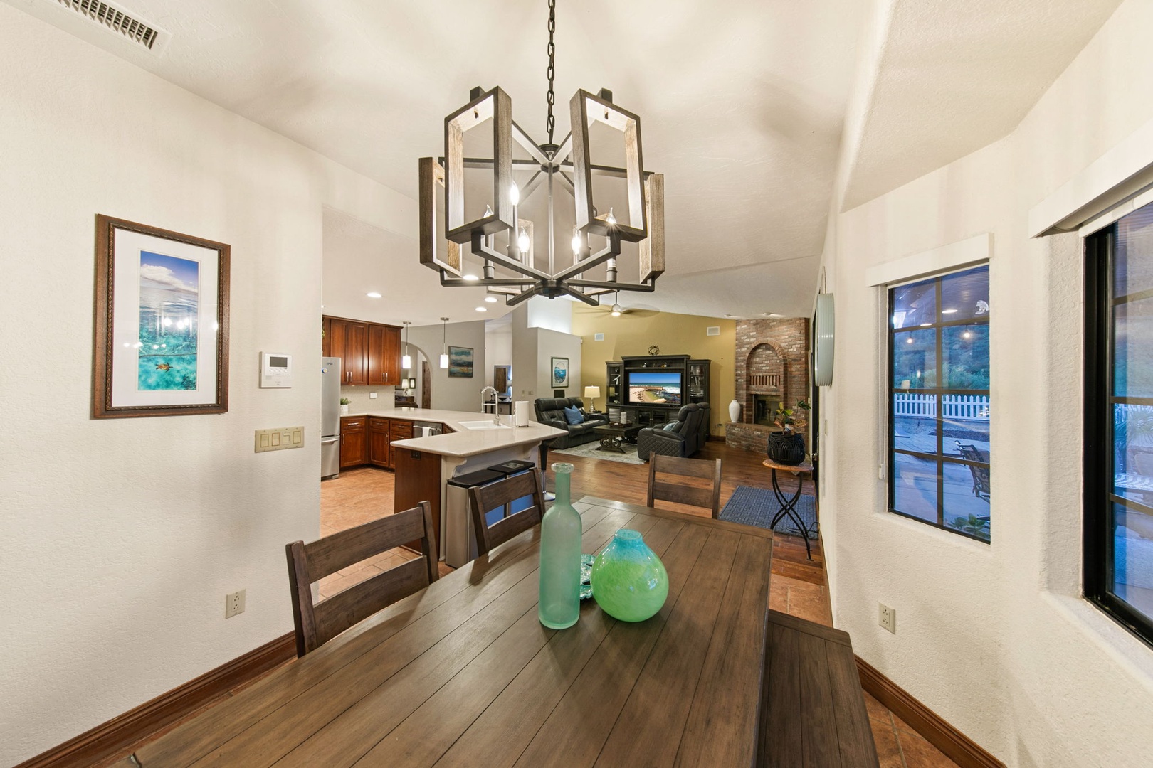 Kitchen dining table