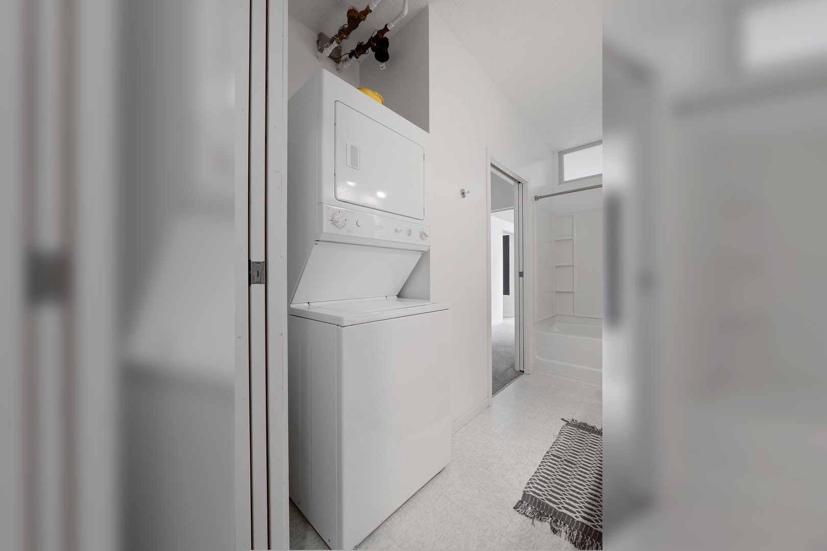 Accessible Laundry Room at Your City Club Oasis
