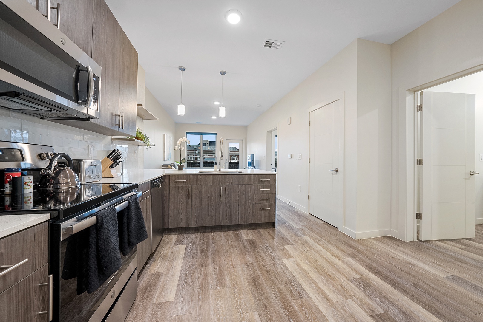 condo rental amenities in Louisville