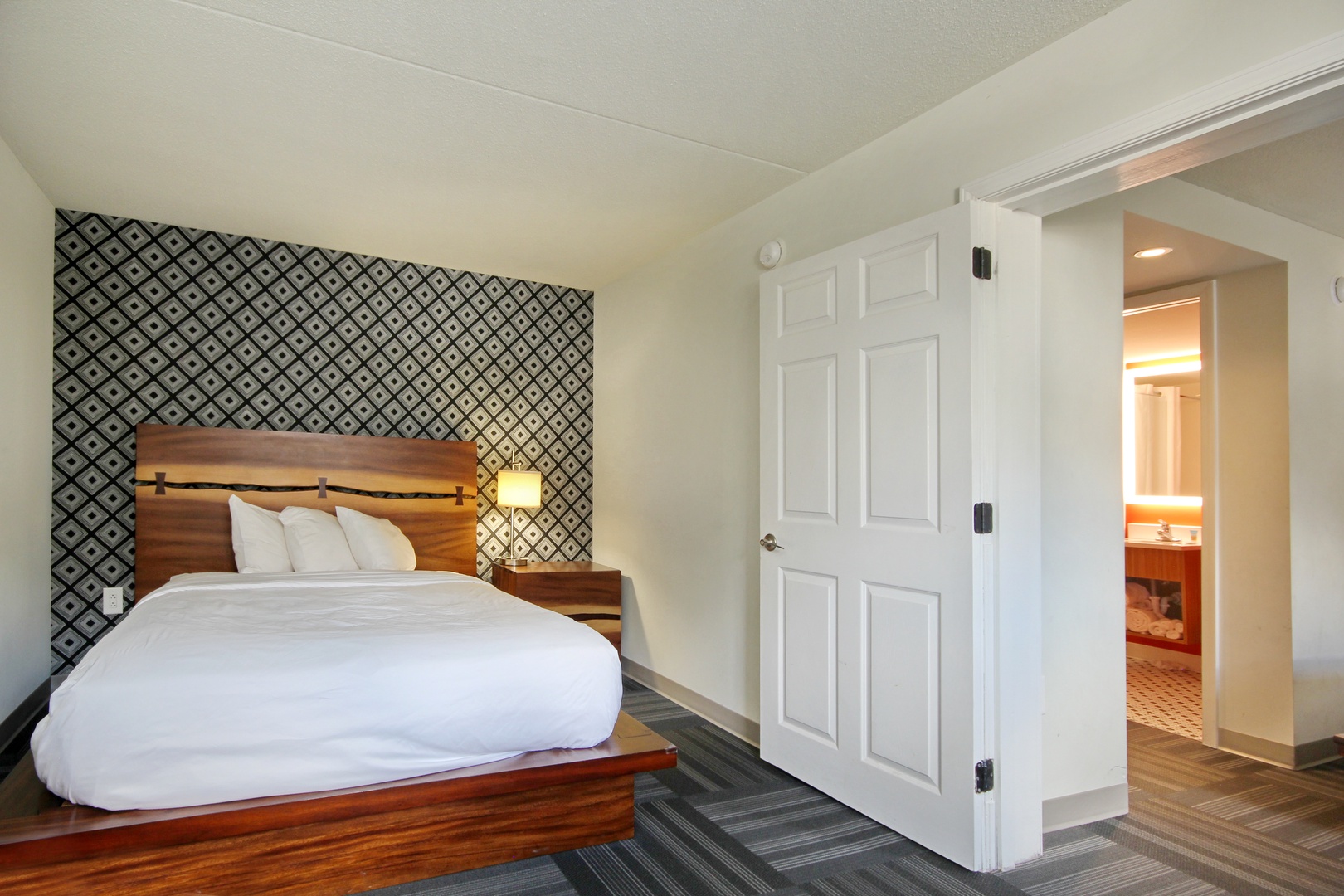 web`_IMG_Room211_2bdrm_12