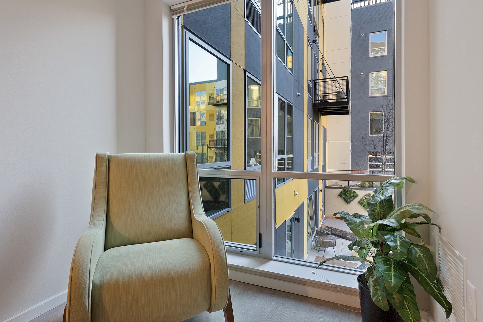 book accommodation with airriva