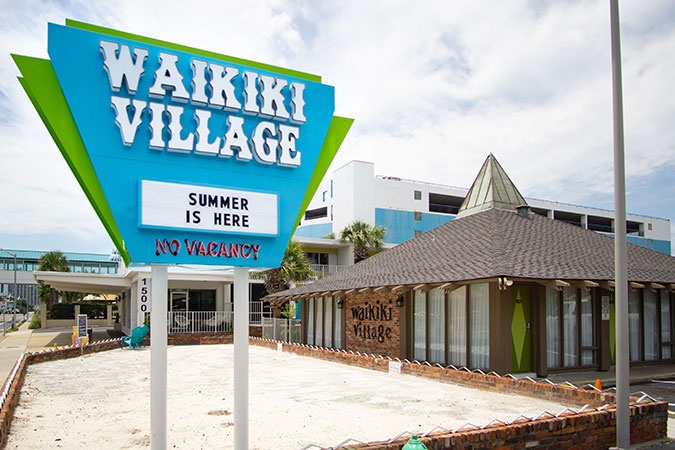 Waikiki-Village-Exterior-Signage