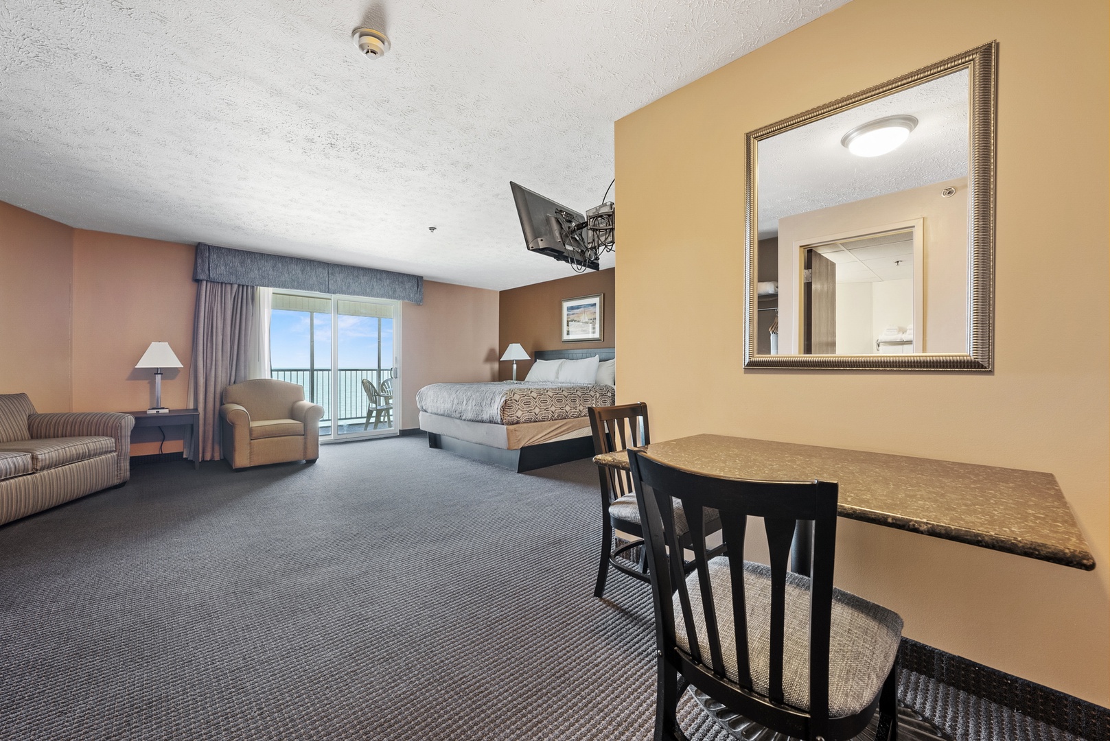 Find your perfect home away from home at Bayshore Resort on Put-in-Bay island