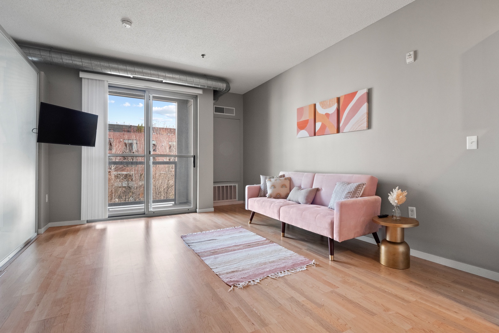 Chic and Cozy: Make Yourself at Home in the Stylish Living Space of City Club