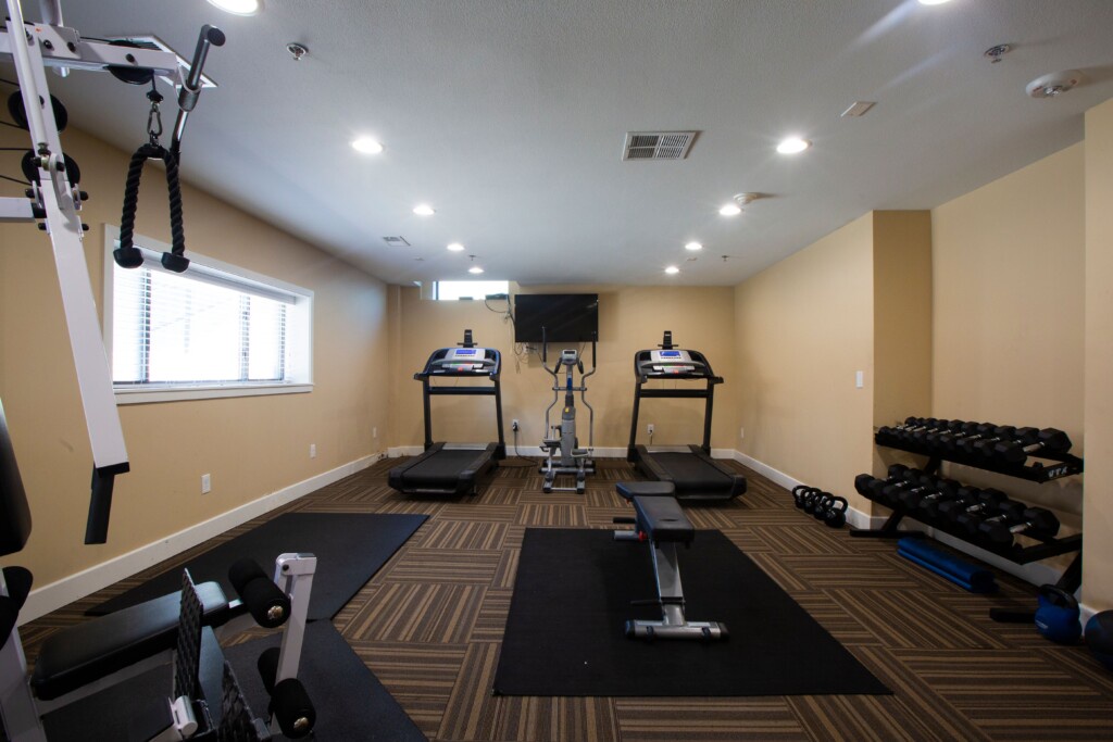 Exercise-Room at The 4700