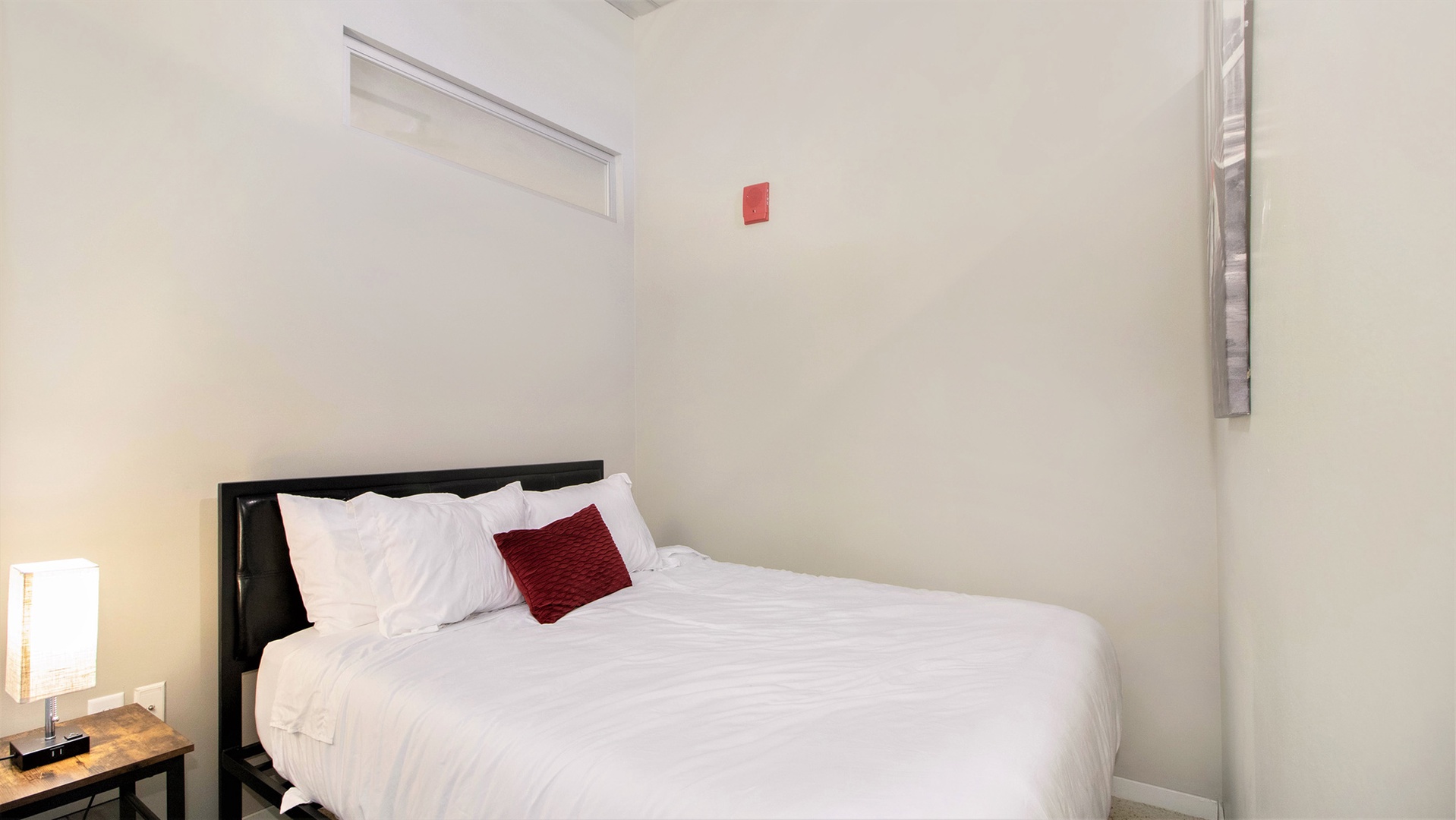 affordable bedroom in ann arbor hotel