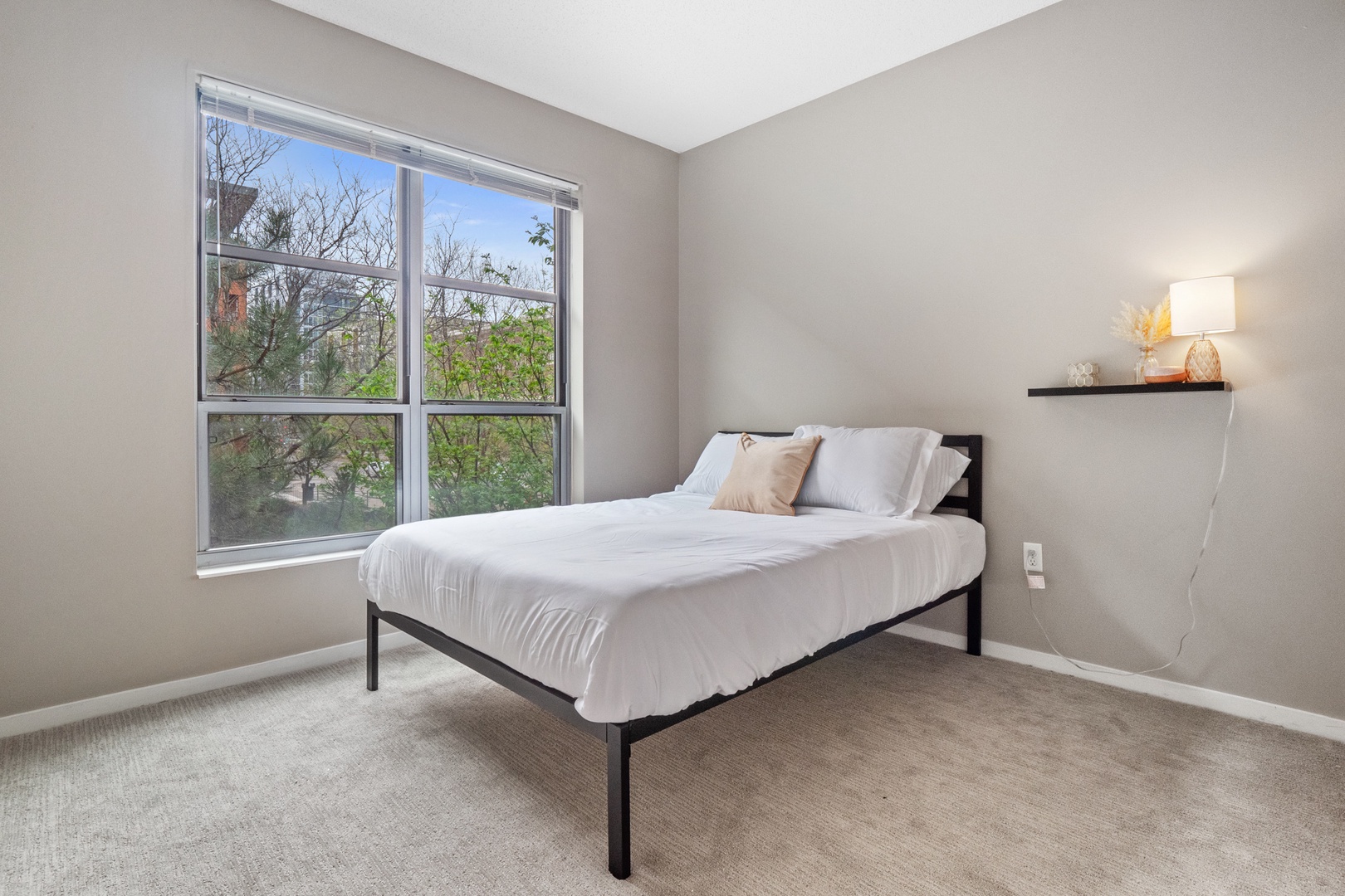 Experience Artful Living in This 2 Bed/1 Bath Unit at The City Club