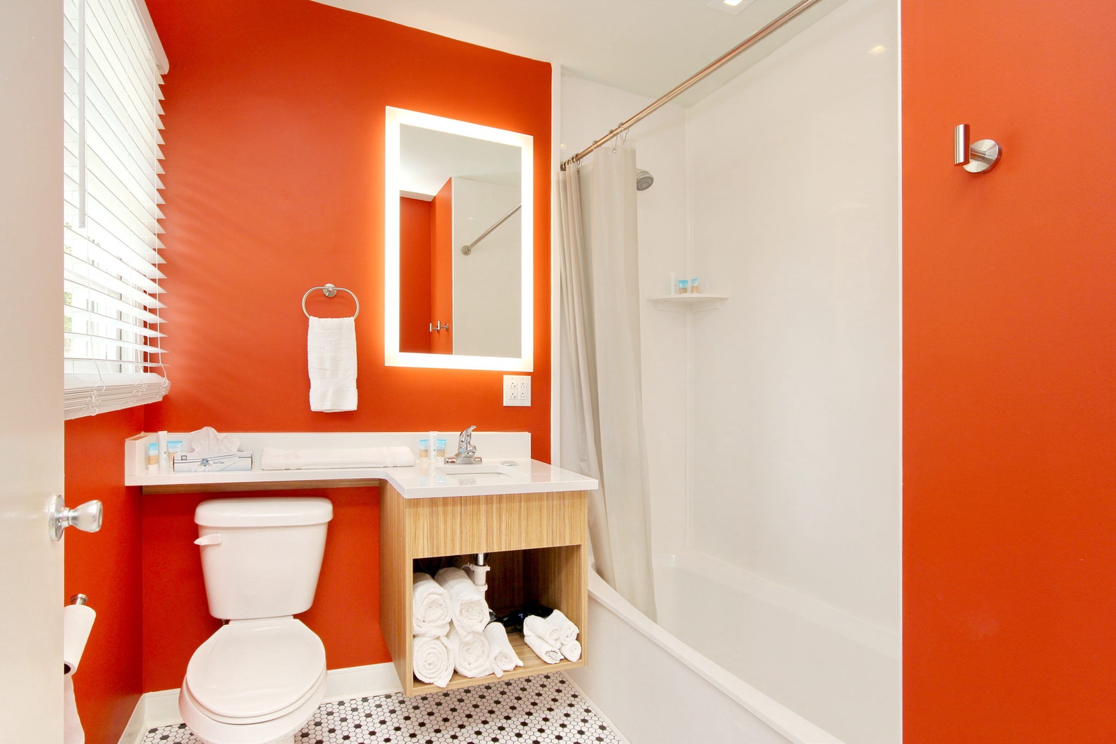 71-web-or-mls-IMG_Holiday Shores_Room300_ESNKKQ_17