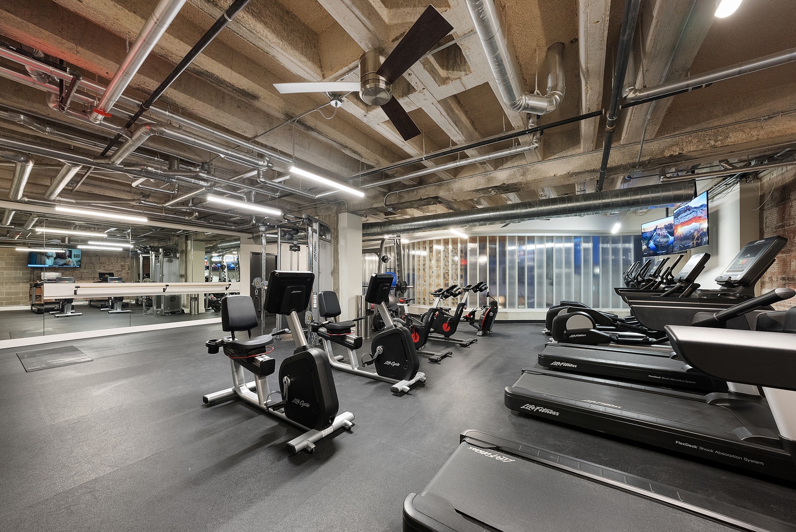 24/7 Fitness room with wellness room and yoga deck