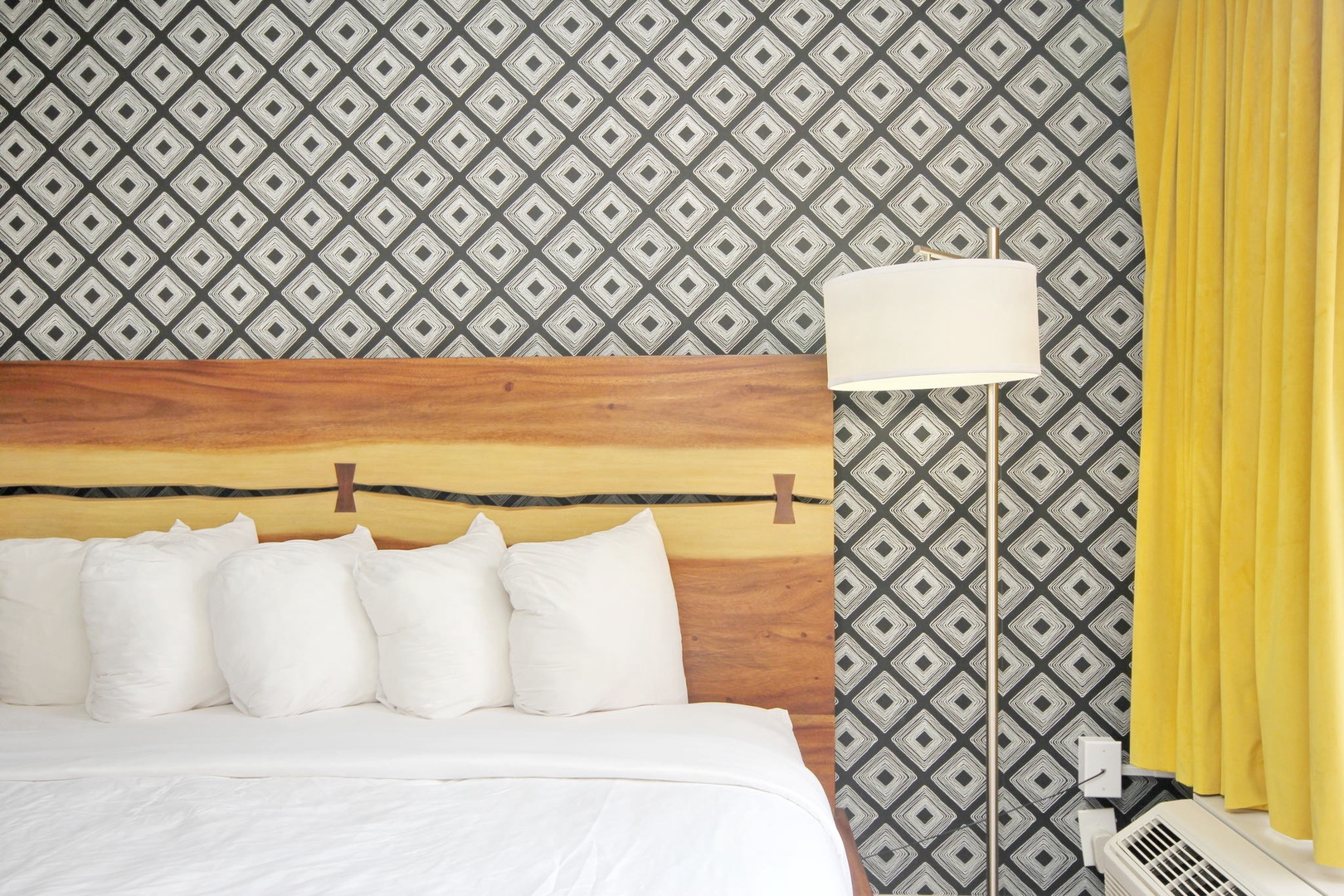Best accommodations in Holiday Shores