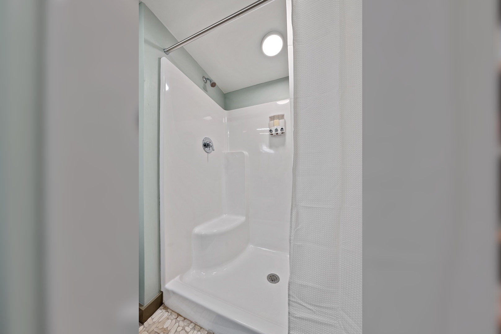 bathroom cleveland rental