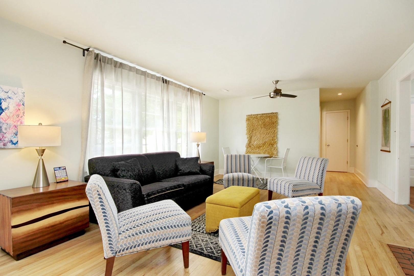 Holiday Shores Beach Cottage | Two King Beds, One Queen Bed, Three Bedroom Suite