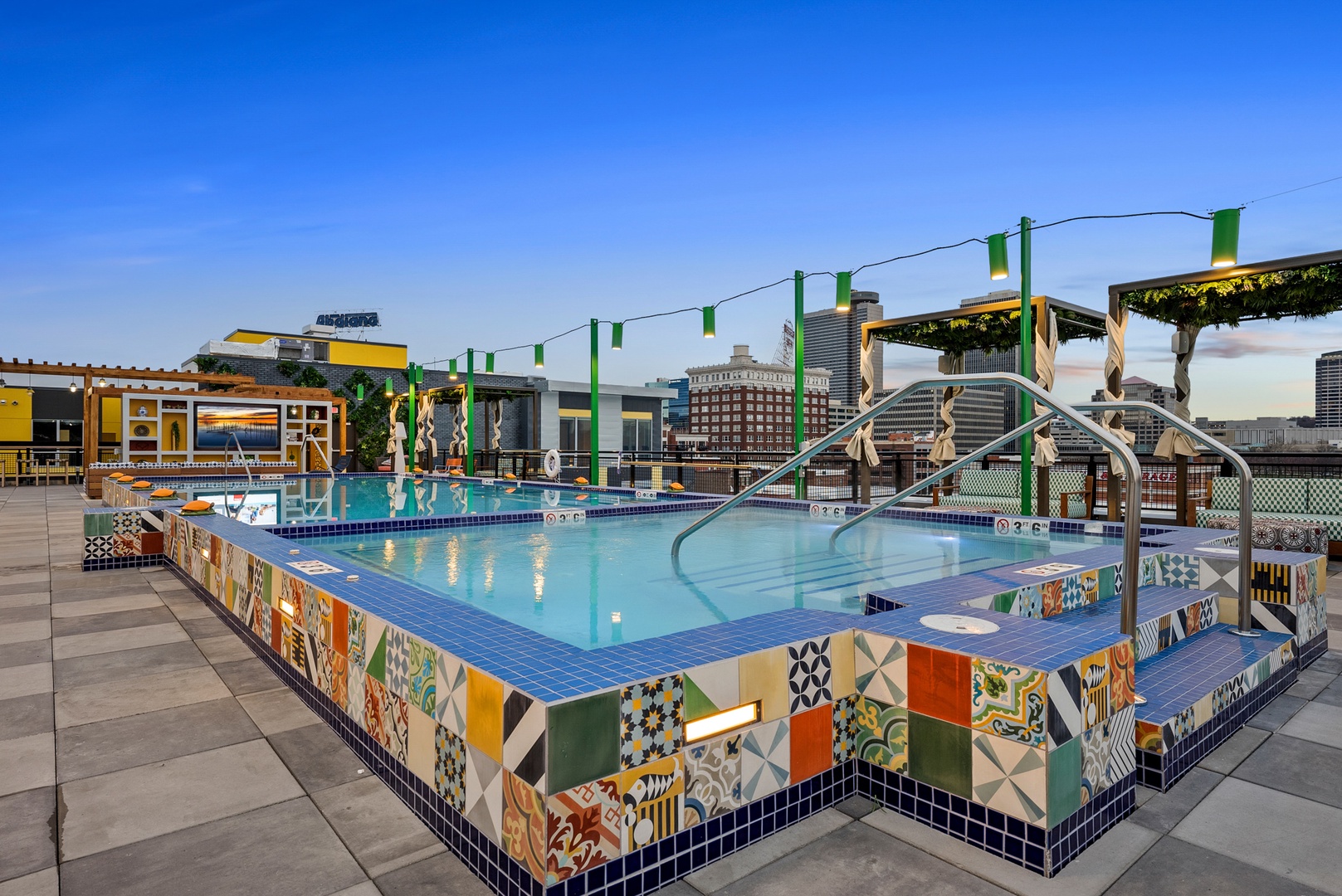 hotels with modern necessities in Kansas City