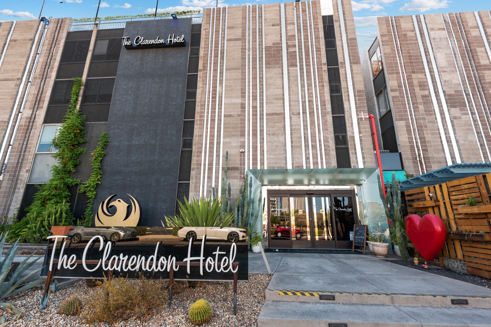 most recommended hotel in Phoenix