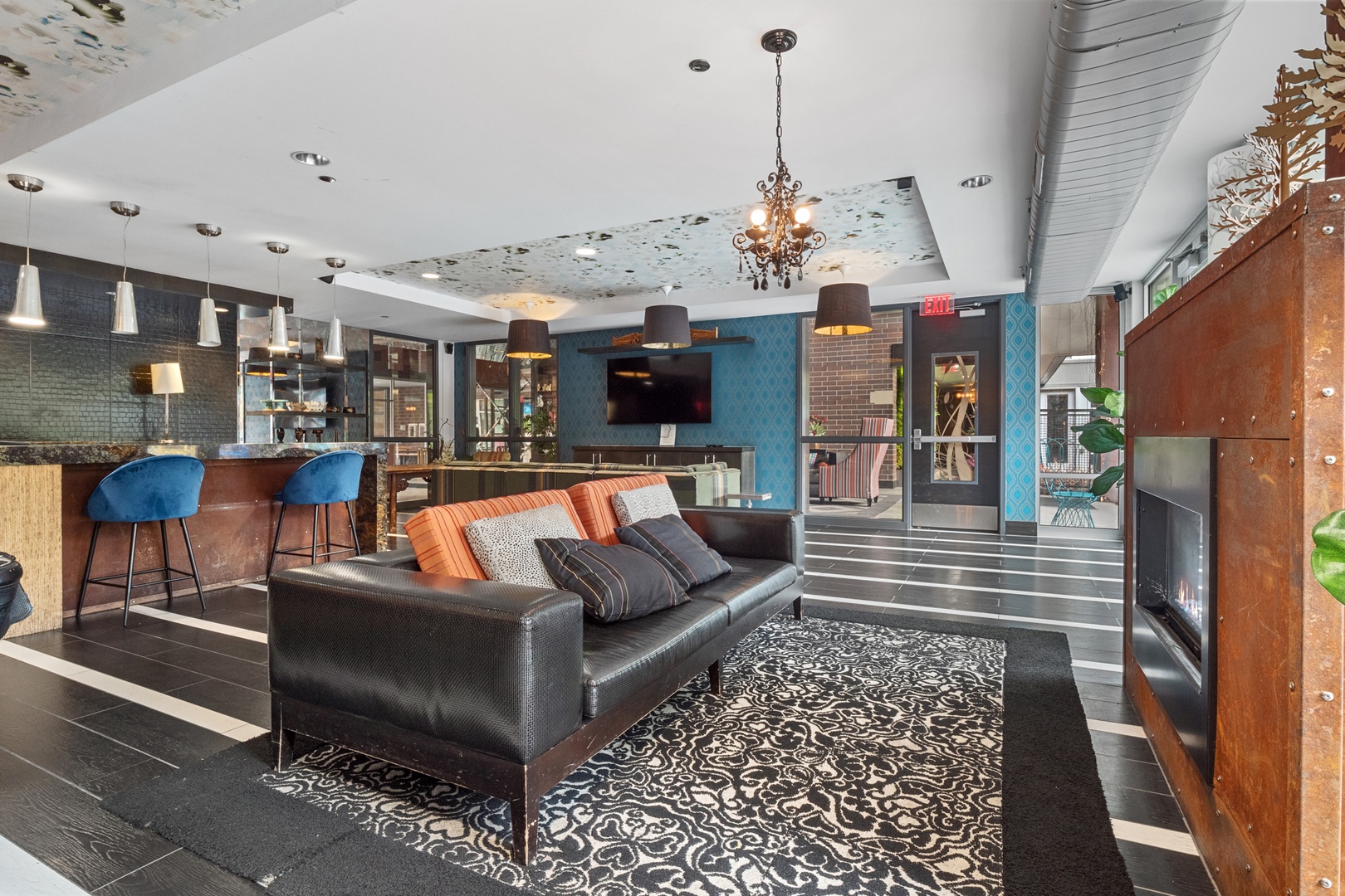 Your Urban Oasis Awaits: The City Club Mill District - Where Comfort and Convenience Converge