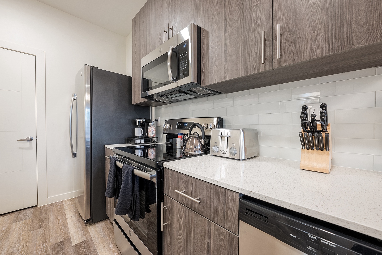 how to find cheap accommodation in Louisville