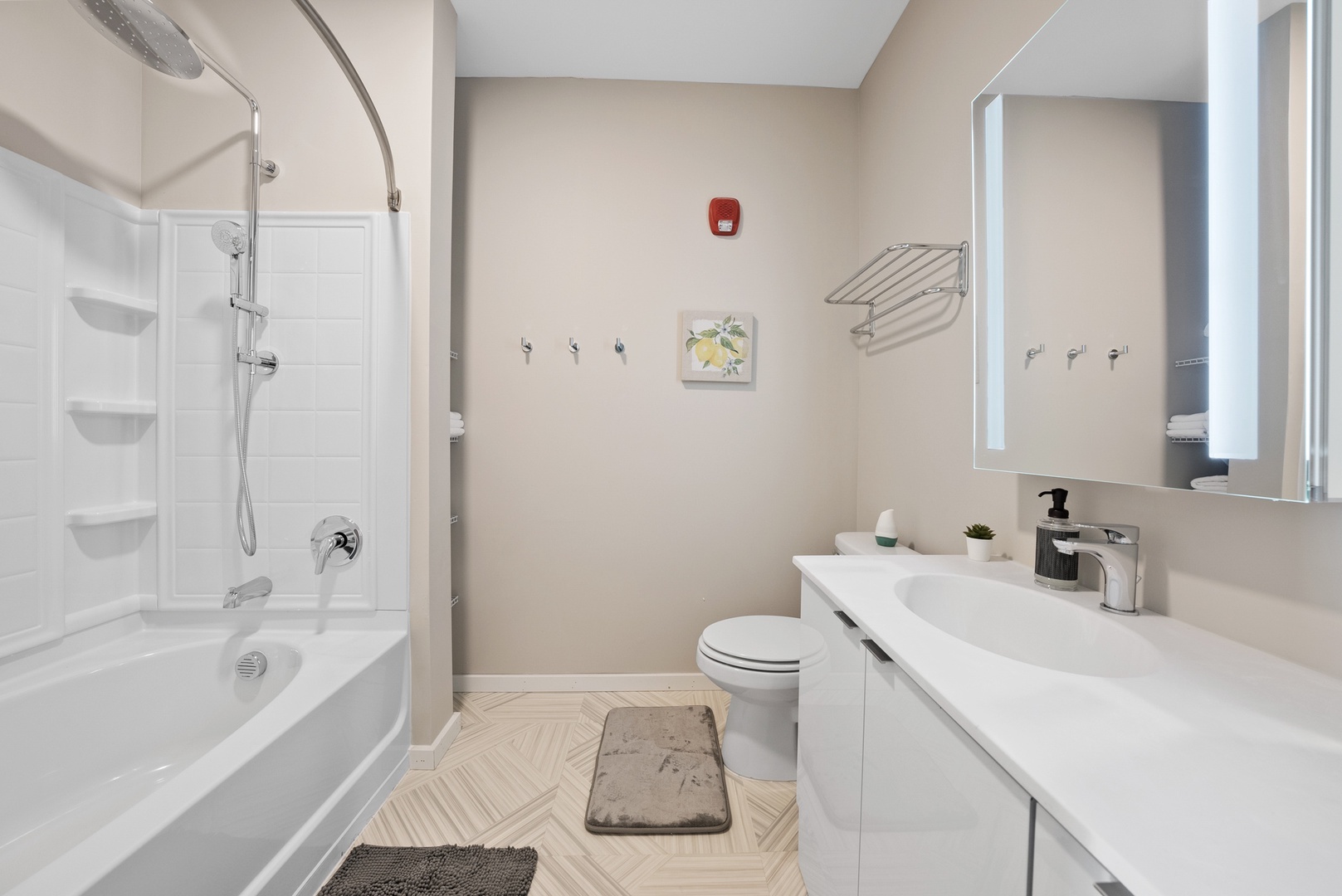 Newly Refurbished full bath