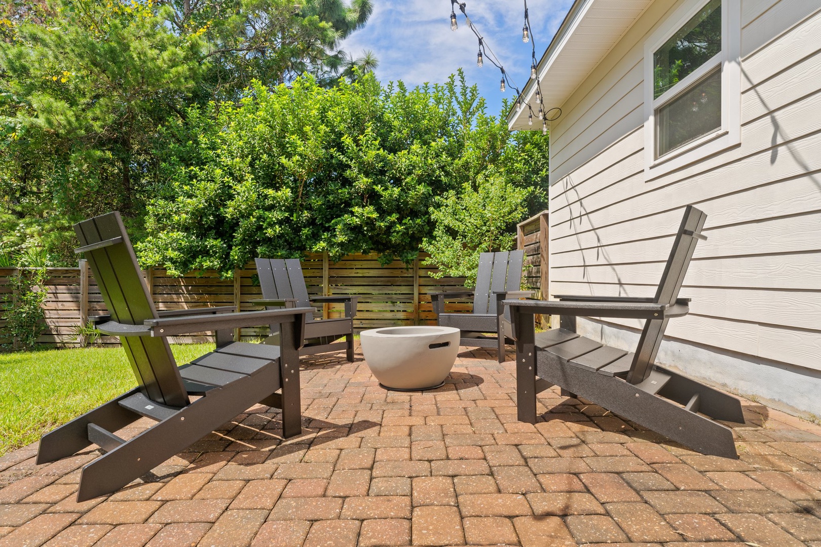40-web-or-mls-305 Tropical Vreeze Dr047