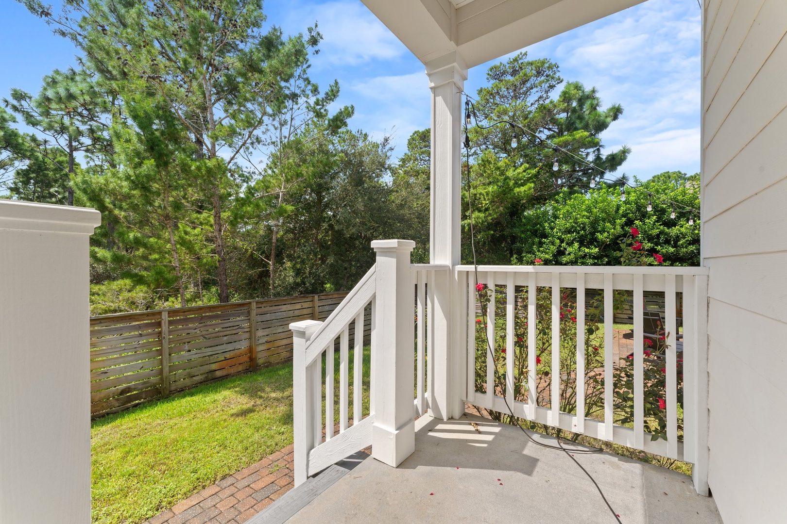 37-web-or-mls-305 Tropical Vreeze Dr044