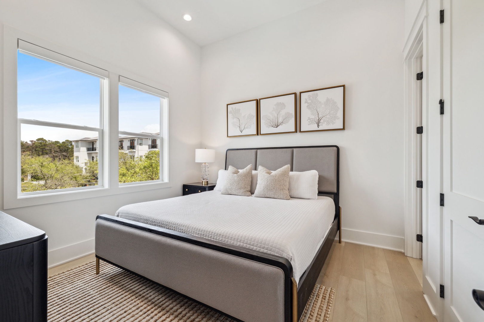 Array_50SeaCroftCove-53
