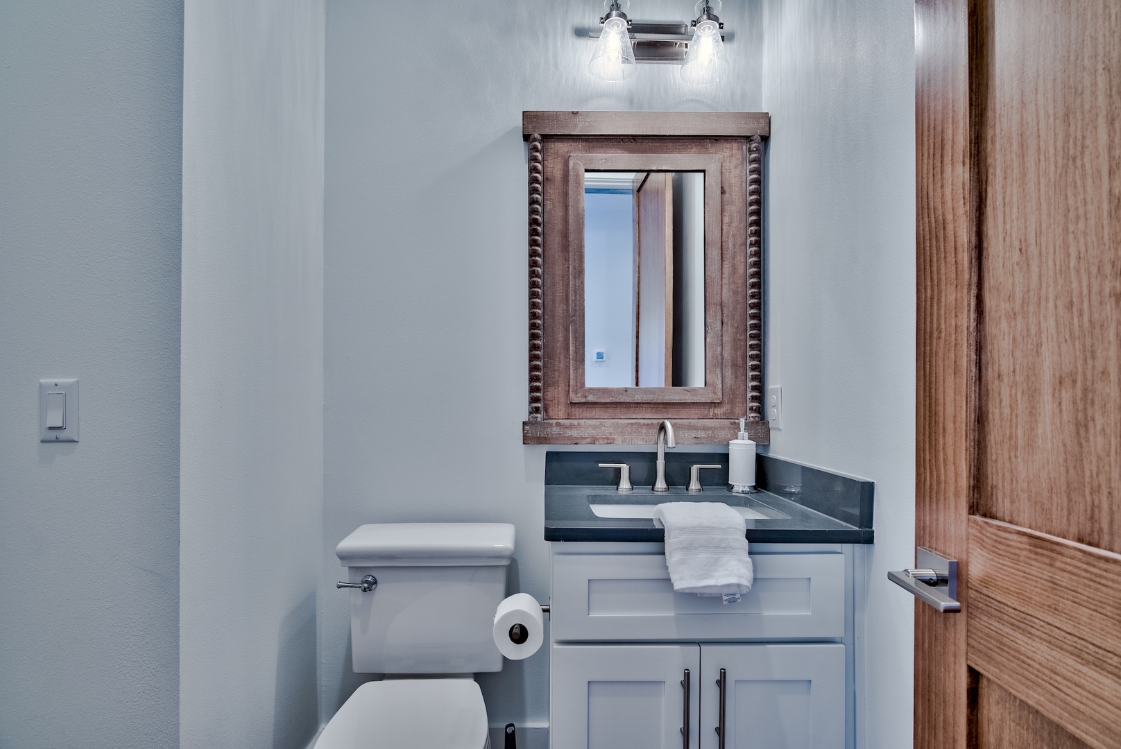 Downstairs Half Bath 