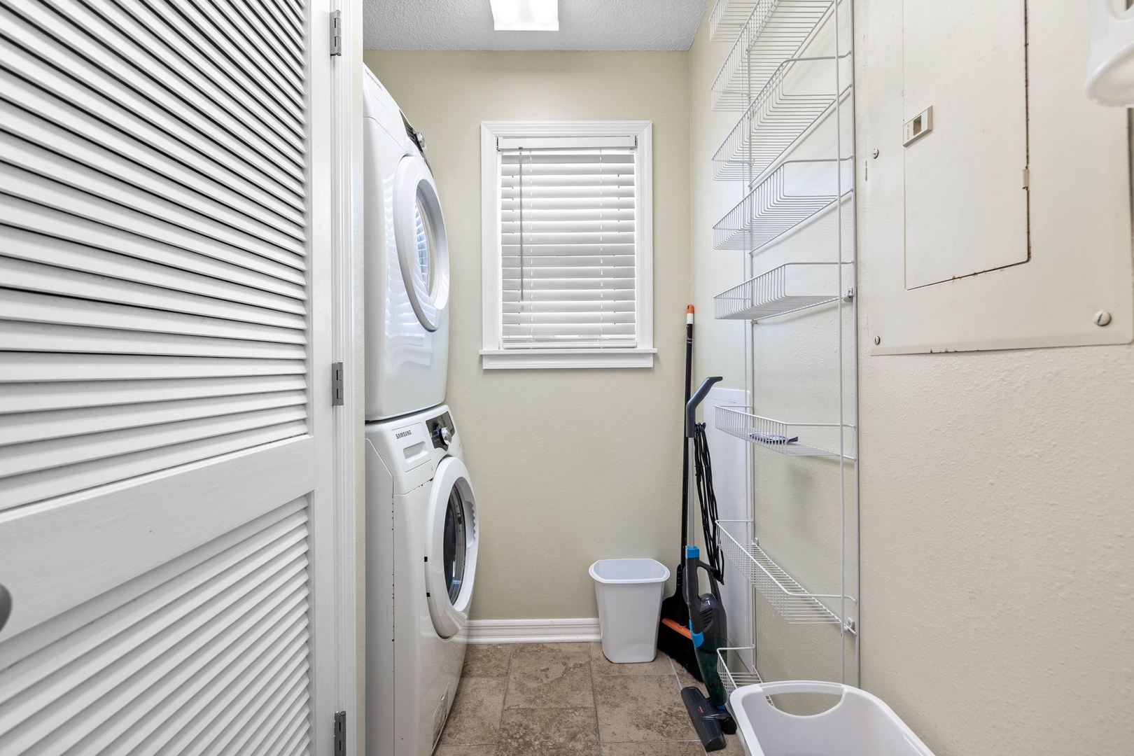 Array_11BeachsideDr631-54