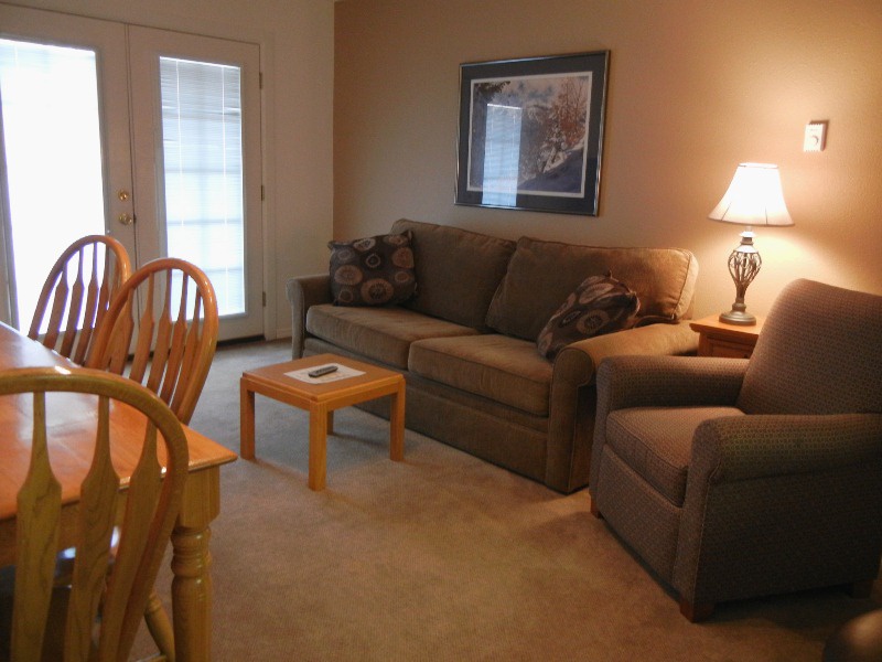 Alpenrose 204 1 Bedroom/Den, 1 Bathroom