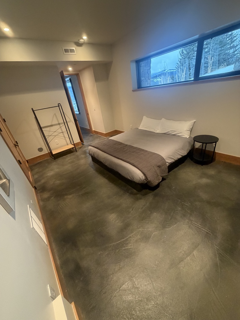 Downstairs King bedroom