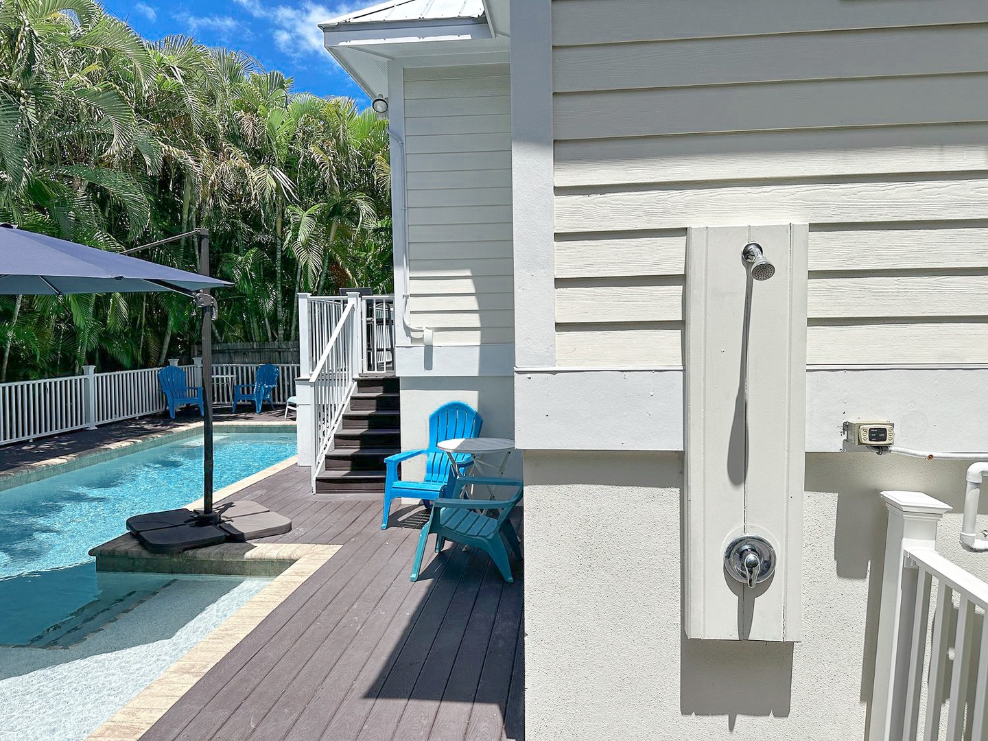 Private Pool - Outdoor Shower